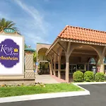 Kings Inn Anaheim At The Park & Convention Center